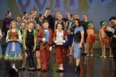 photo_5463264401730688561_y