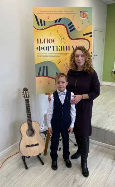 photo_5251206340024145108_y