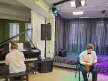 photo_5386439819195963457_y