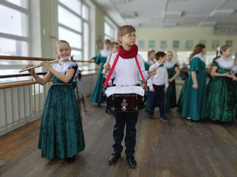 2026.02.15.-Komova-Anja-partija-flejty-Rusanov-Makar-partija-barabana