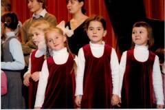 2008.11.12-1 №4 - ПТАШЕЧКА в Третьяковской галерее Столярова Полина, Зиман Варя, Колесникова Лиза - Открытие выставки СЕМИЦВЕТИКА