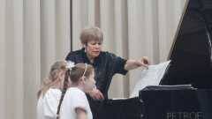 photo_5436087296085580443_y