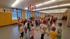 photo_5269524805038314541_x